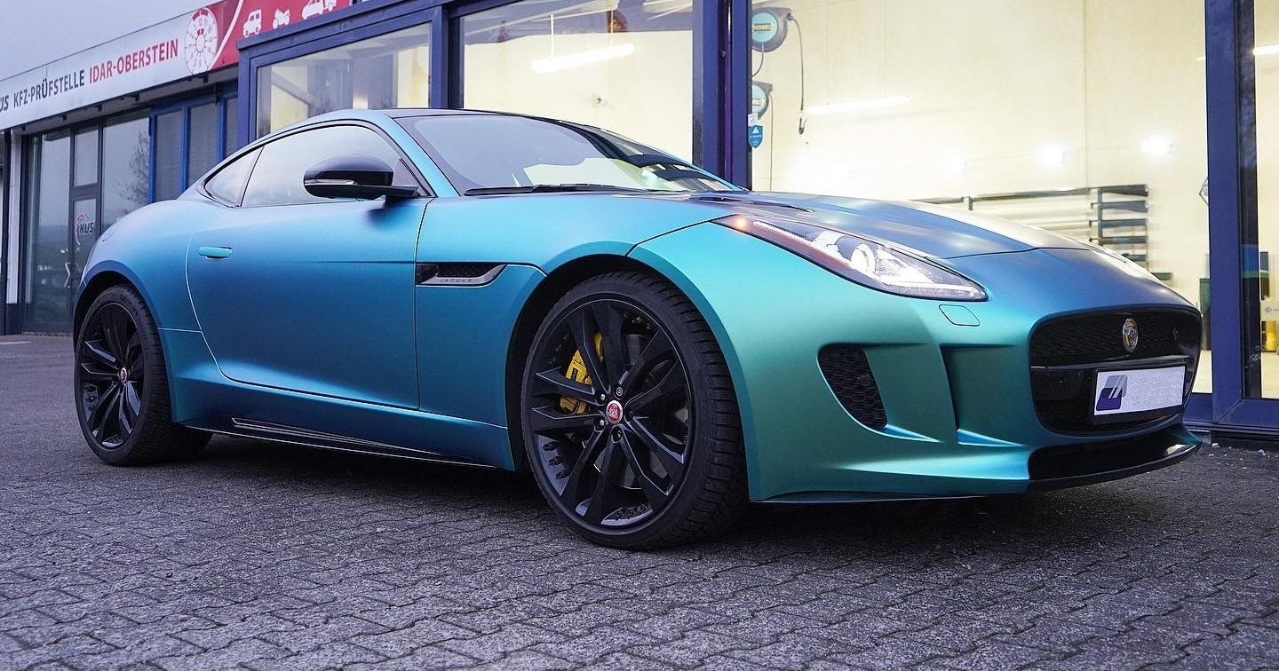 lachener car wrapping